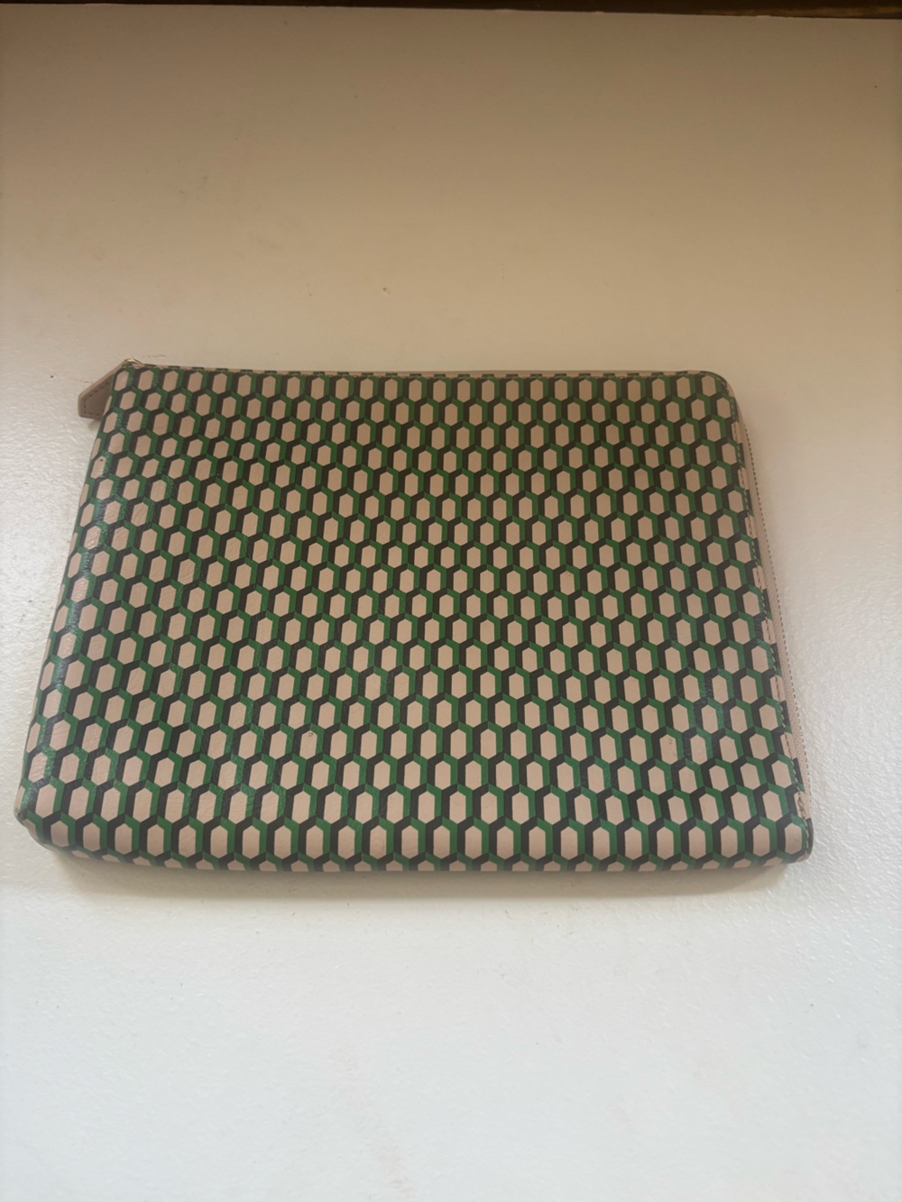 MARK & GRAHAM leather tech envelope in racing green